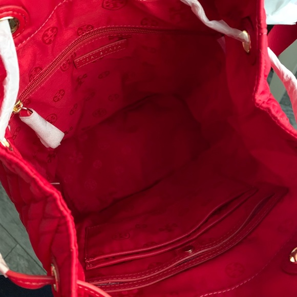 HP3 New ♥️ Tory Burch Quilted Nylon Backpack - Picture 5 of 14